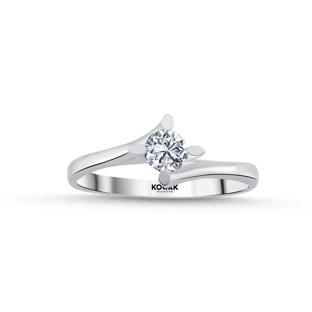 0.30 Karat EF SI Tektaş Pırlanta Yüzük	