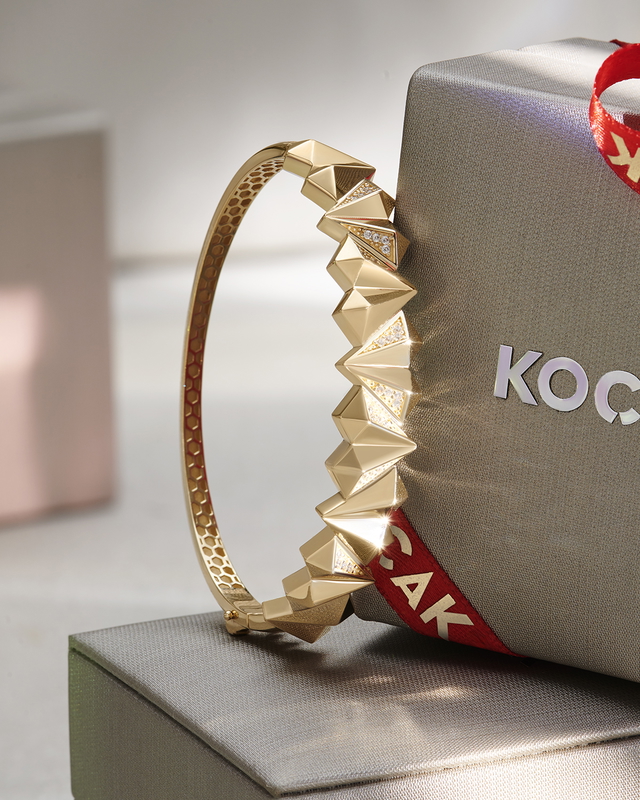 14 Ayar Taşlı Reef Tasarım Altın Kelepçe