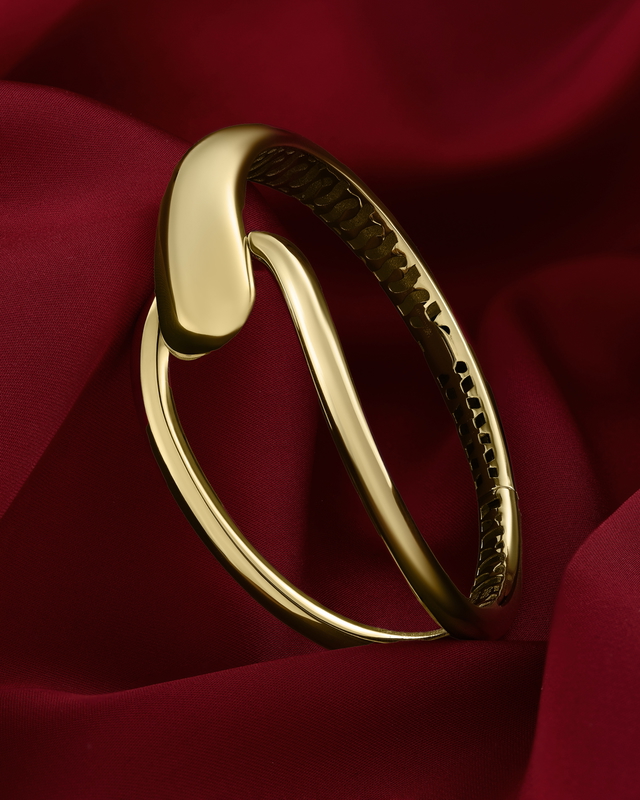 14 Ayar Virginia Tasarım Kelepçe Altın Bileklik