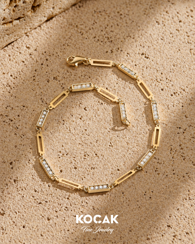 14 Ayar Taşlı Tasarım Altın Bileklik